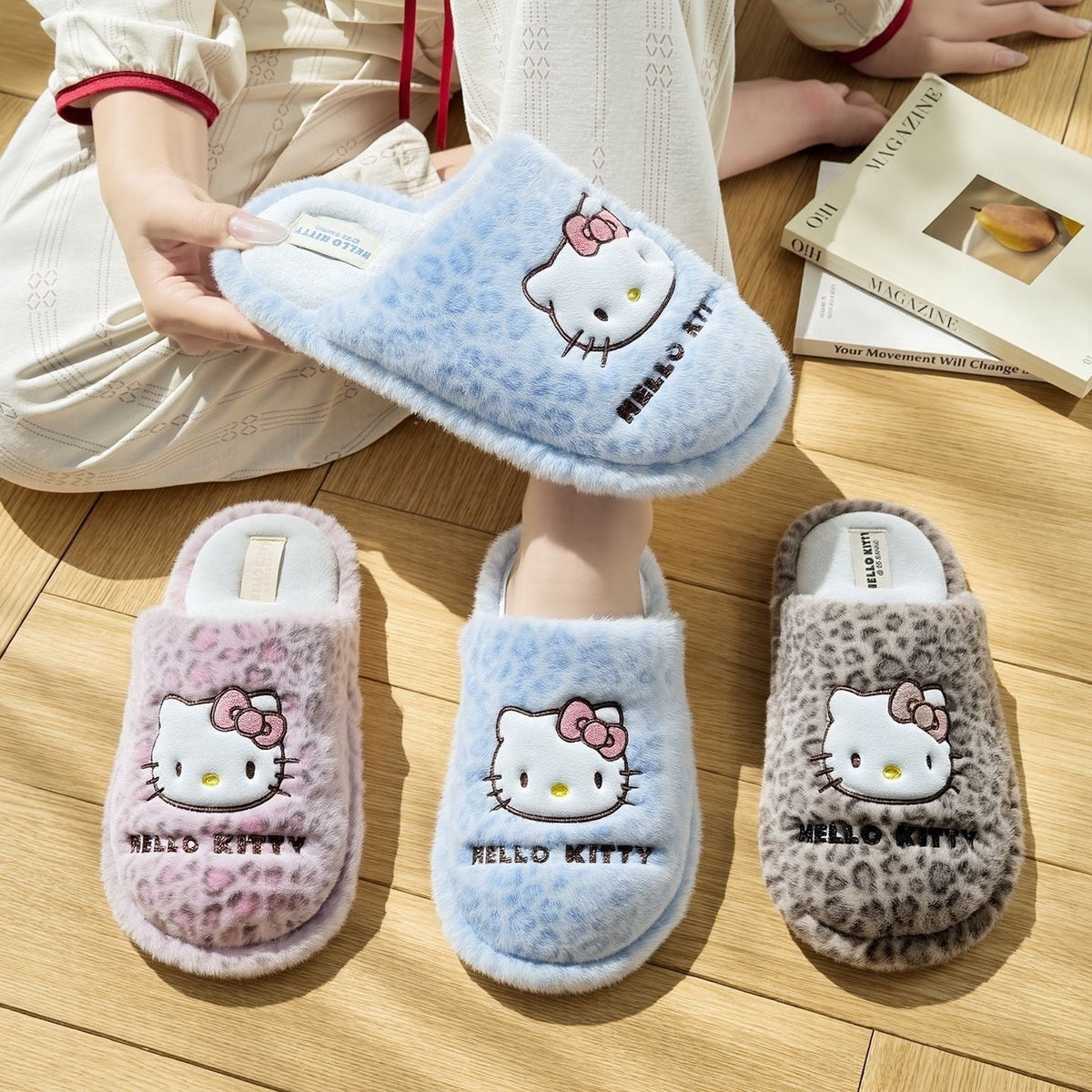Hello KT Leopard Fluffy Slipper