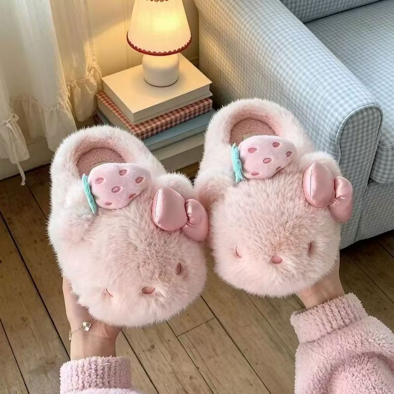 🍓Pink Strawberry Hello KT Fluffy Slippers