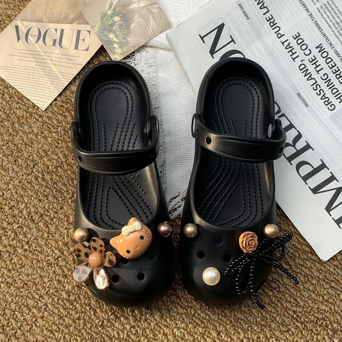Hello KT Customizable Crocs-Style Clogs Summer Beach Shoes