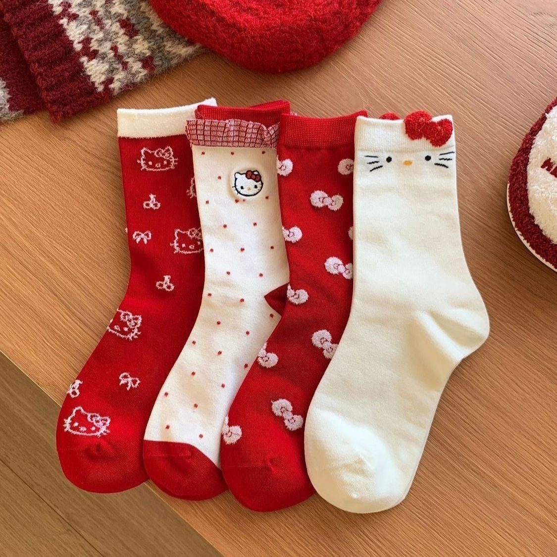 Hello KT Merry & Bright Socks 4 Pic Set
