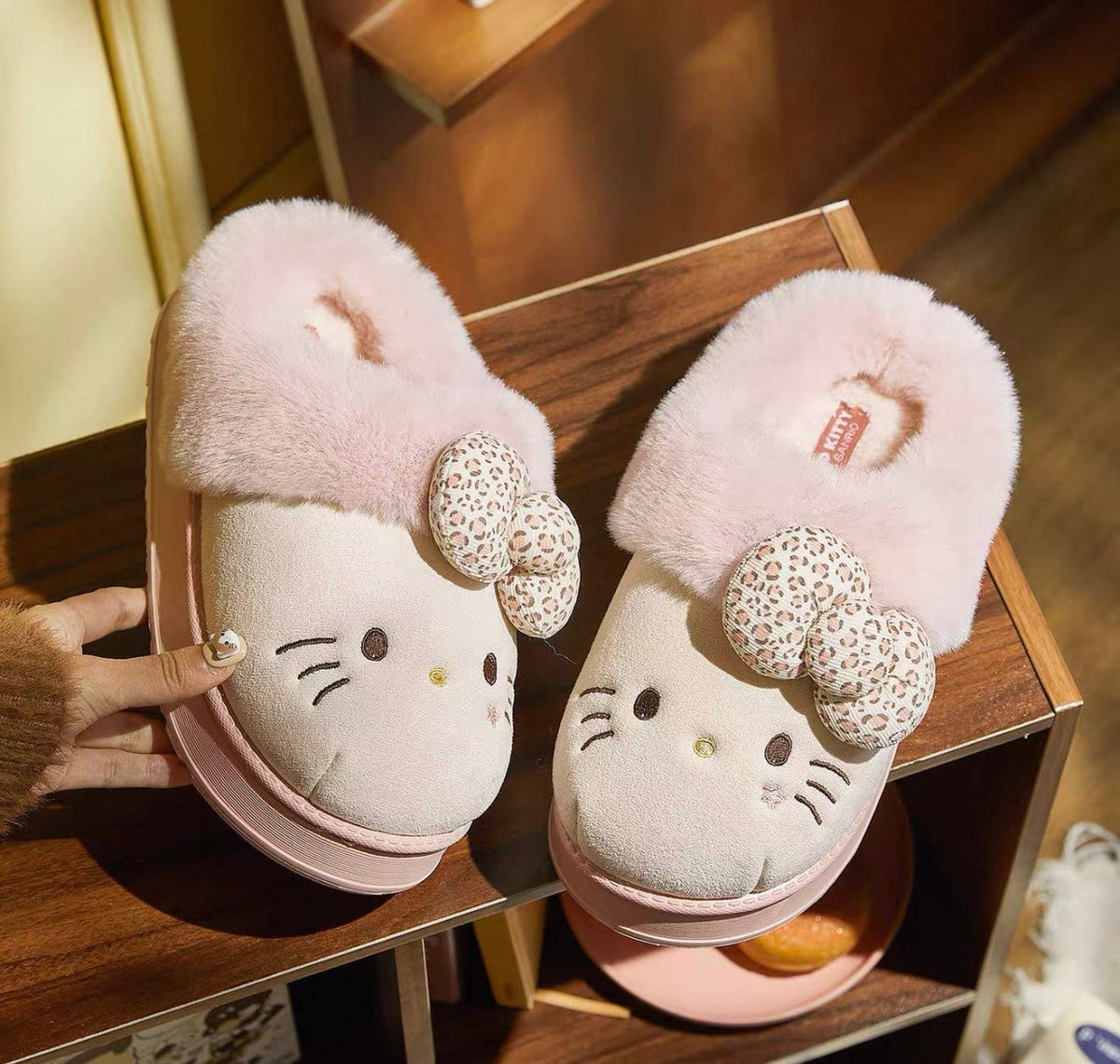 Hello KT Fuzzy Slippers – Cozy & Cute Indoor/Outdoor Wear