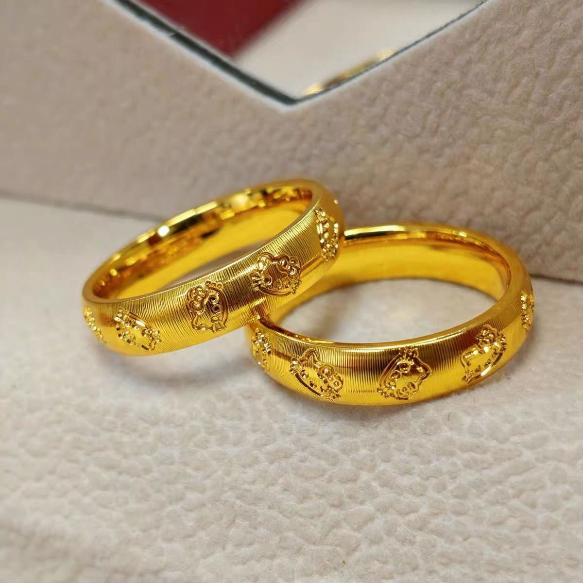 Golden Kitty Ring